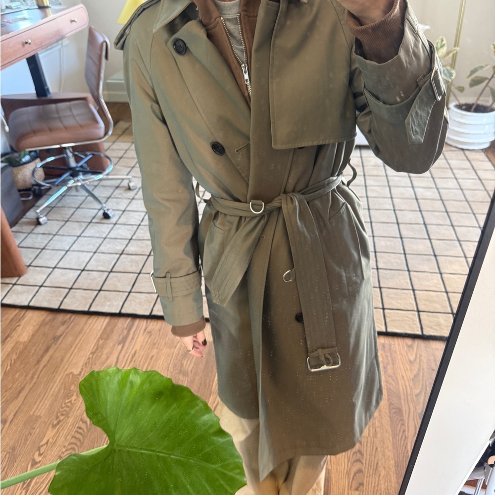 Burberry Stylish Olive Green iridescent trench Coat